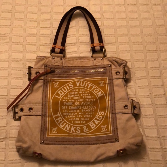 louis vuitton trunks and bags tote